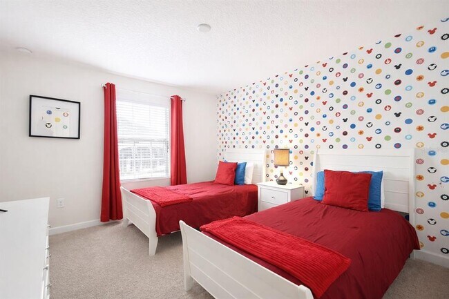 Building Photo - 9063 Dogleg Dr