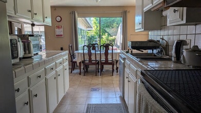 Building Photo - 1043 Bonner Ave