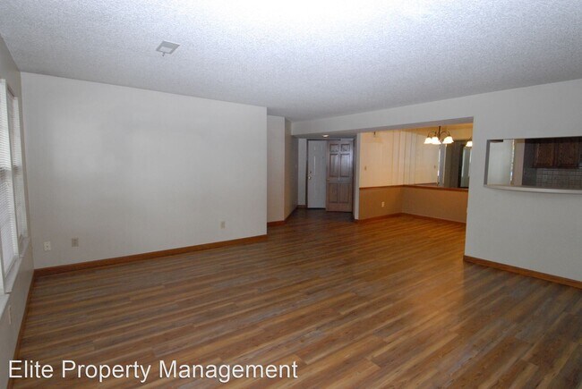 Building Photo - 2 br, 2 bath House - 124 Shirley Ridge #124C