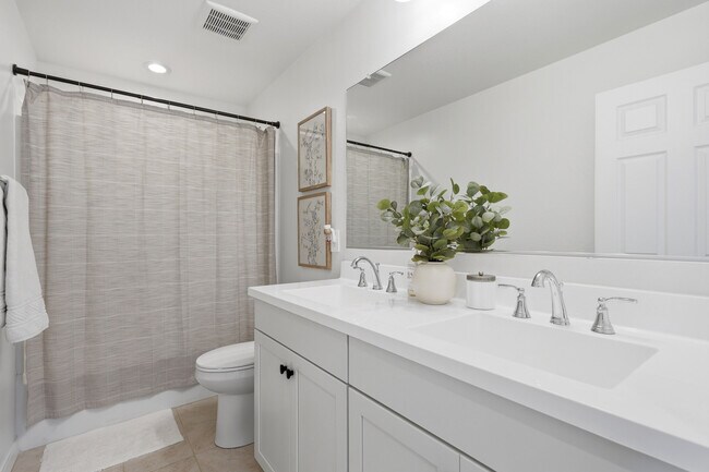 Building Photo - 20234 W Turney Ave