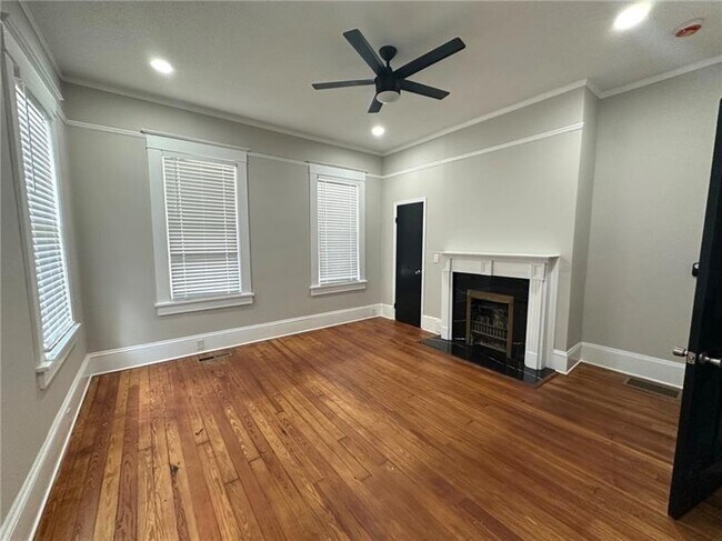 Building Photo - 2676 Cherokee Ave