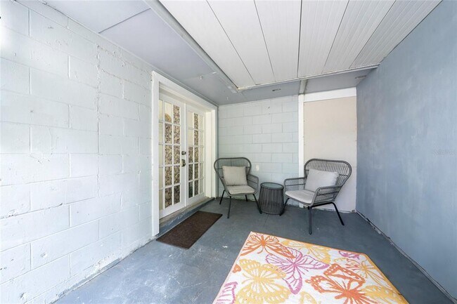 Building Photo - 711 Briarcliffe St