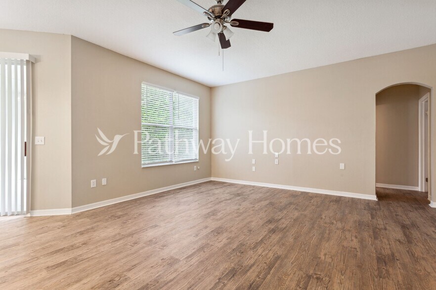 Building Photo - 10217 Newington Pl