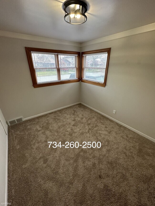 Building Photo - 3 br, 2 bath House - 33532 Kathryn St