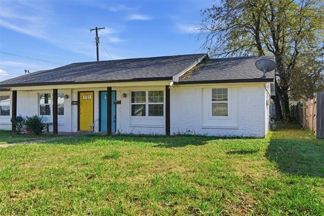 Building Photo - 224 E Lk St