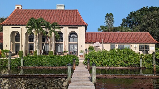 Building Photo - 5151 Florida A1A