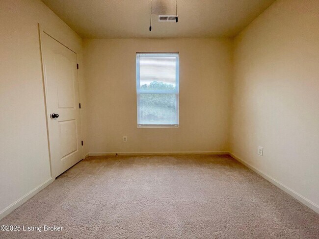 Building Photo - 7617 Fair Ln