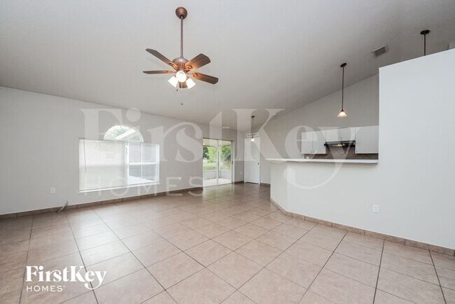 Building Photo - 431 Albatross Ct