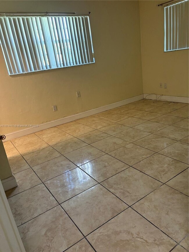 Building Photo - 20520 NW 2nd Ct