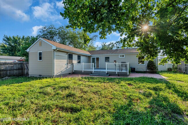 Building Photo - 879 Egret Dr