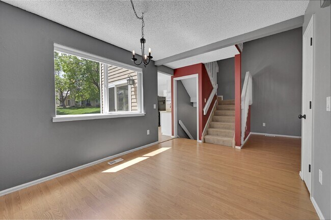 Building Photo - $2,800 - 3 Bed,  2.5 Bath Townhome in Arva...