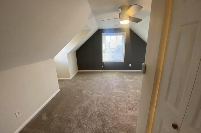Building Photo - 209 Homewood Dr