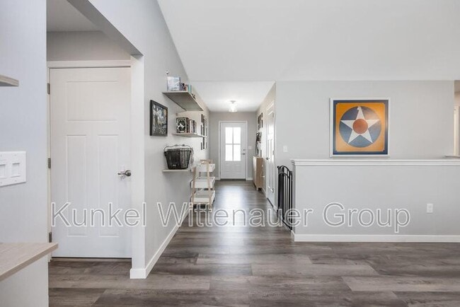 Building Photo - 2678 London Ln