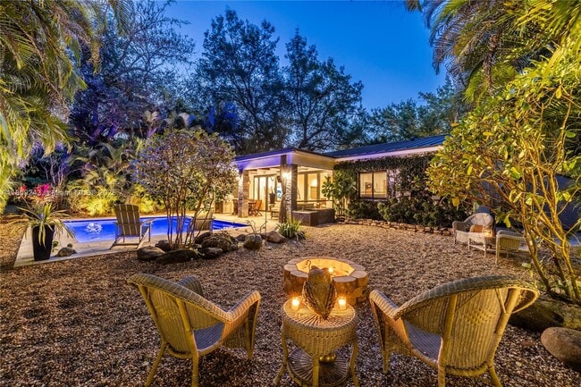 Building Photo - 6870 SW 77th Terrace