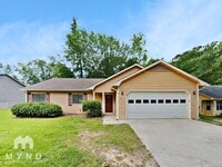 Building Photo - 10983 Morning Dove Dr