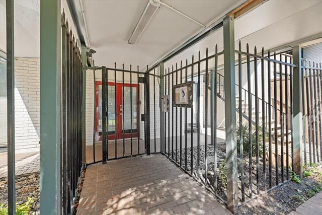 Building Photo - 2627 Douglas Ave