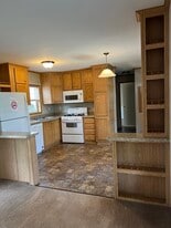 Building Photo - 4 Fawn Hl
