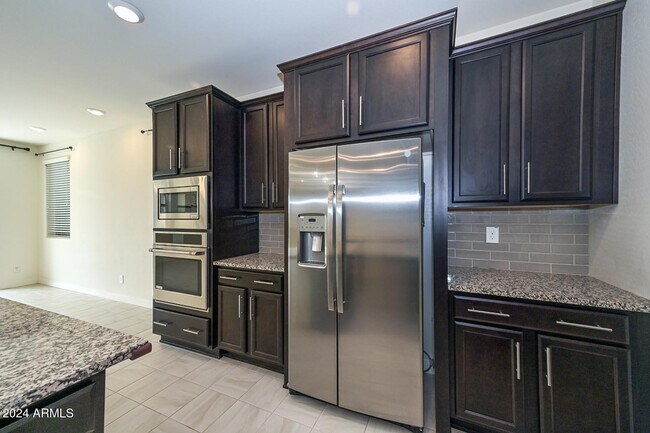 Building Photo - 7433 W Maya Way