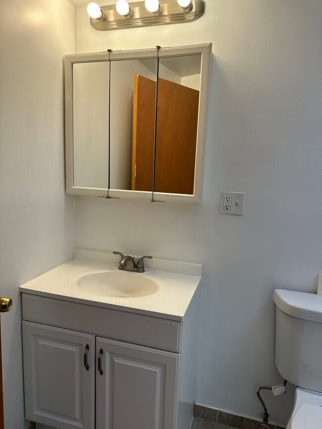 Building Photo - Beautifully Renovated Three Bedroom Home f...