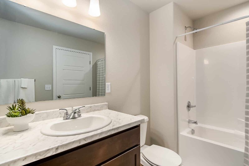 Building Photo - 1940 Good Hearted Pl