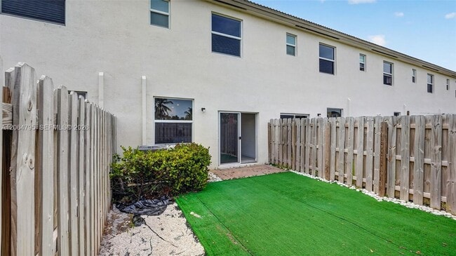 Building Photo - 12123 NW 23rd Ct