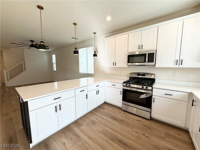 Building Photo - 5414 Enchanted Rose St