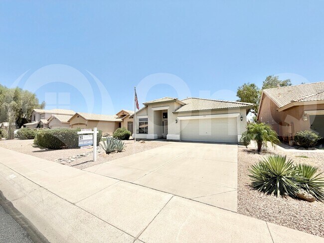 Primary Photo - 1523 E Black Diamond Dr