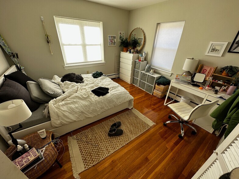 Building Photo - 63 Selkirk Rd