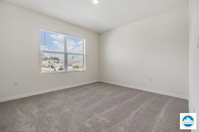 Building Photo - 8368 Juning Cv