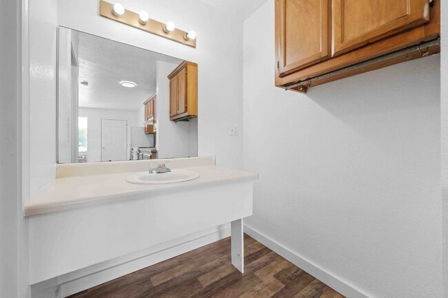 Primary Photo - Welcome to Modern Living