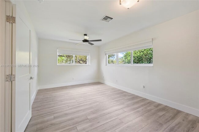 Building Photo - 7750 SW 16th St