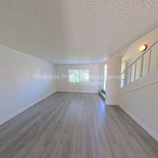Building Photo - 2255 Cahuilla St