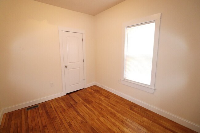 Building Photo - 66 Myrtle Ave