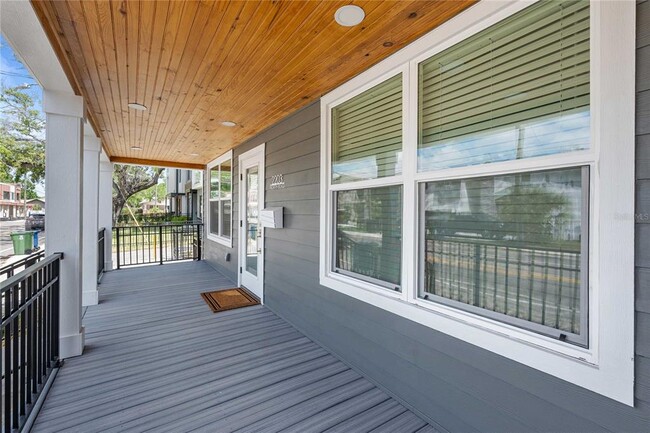 Building Photo - 2203 N Blvd