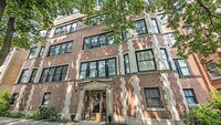 Building Photo - 1348 E Hyde Park Blvd