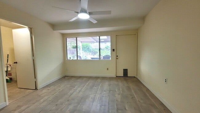 Building Photo - Seven Oaks Active Adult Living