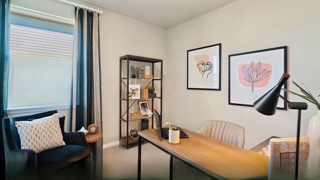 Building Photo - 611 Bluffview Dr.