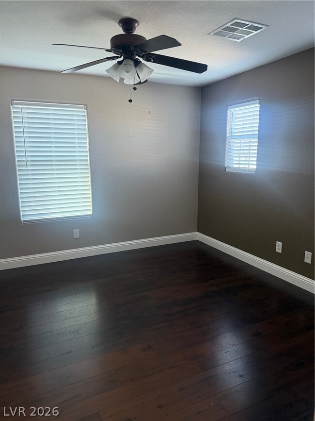 Building Photo - 10849 Wallflower Ave