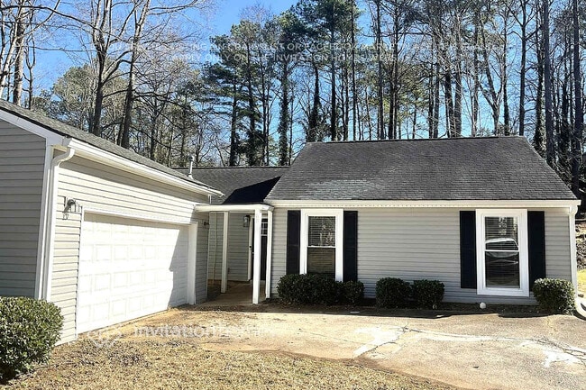 Building Photo - 6823 Springwood Dr