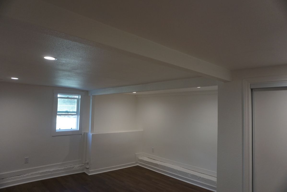 Building Photo - 315 Broadway