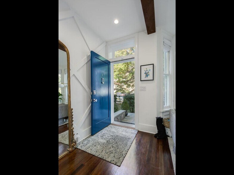 Building Photo - 1450 T St NW