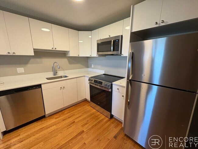 Building Photo - 226 Parker Hill Ave