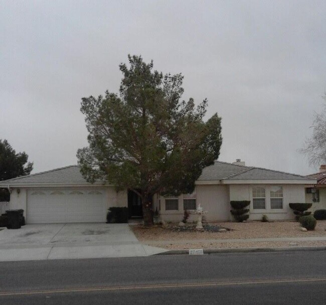 Building Photo - 27401 Lakeview Dr