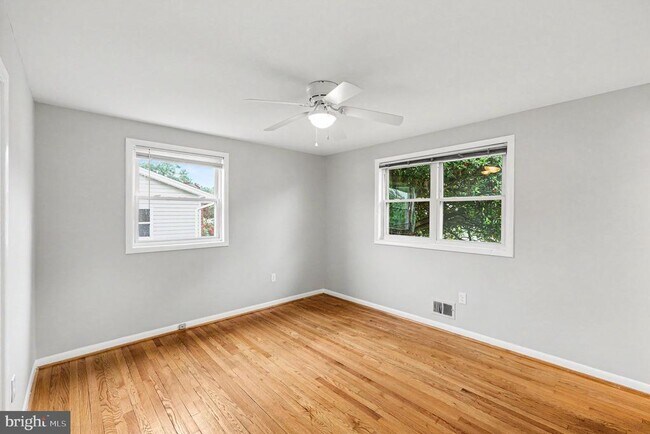 Building Photo - 7014 Dower House Rd
