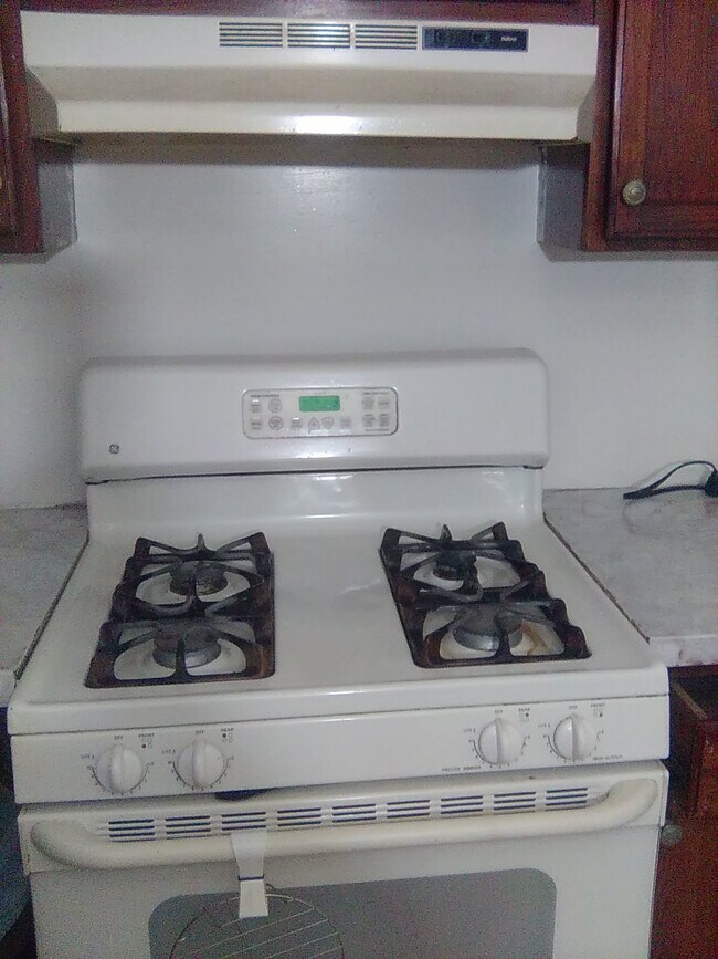 Building Photo - 2 bedroom apartment for rent