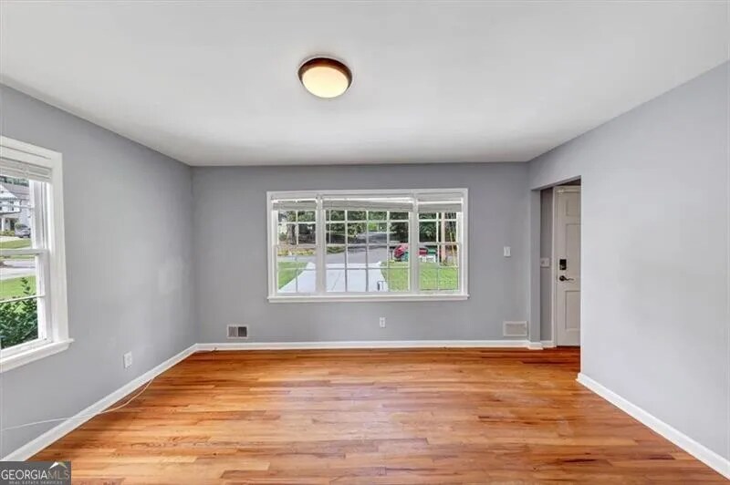 Building Photo - 1677 Wayland Cir NE