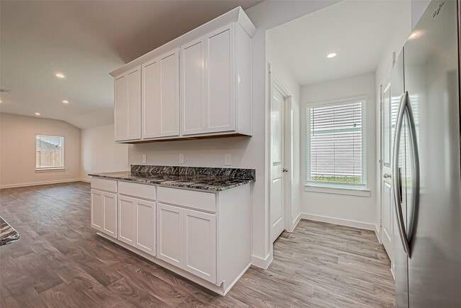 Building Photo - 6108 Artwood Fls Dr