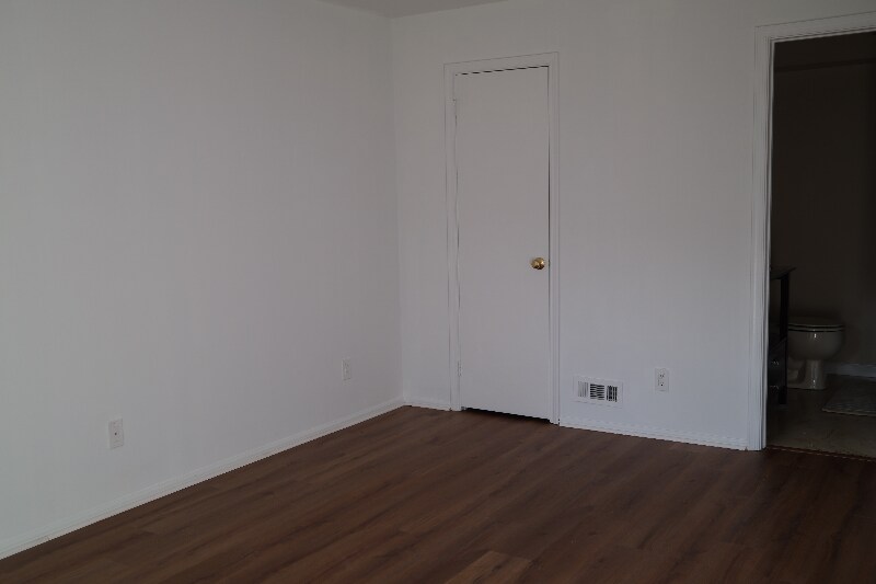 Building Photo - 153A Bradford Ct