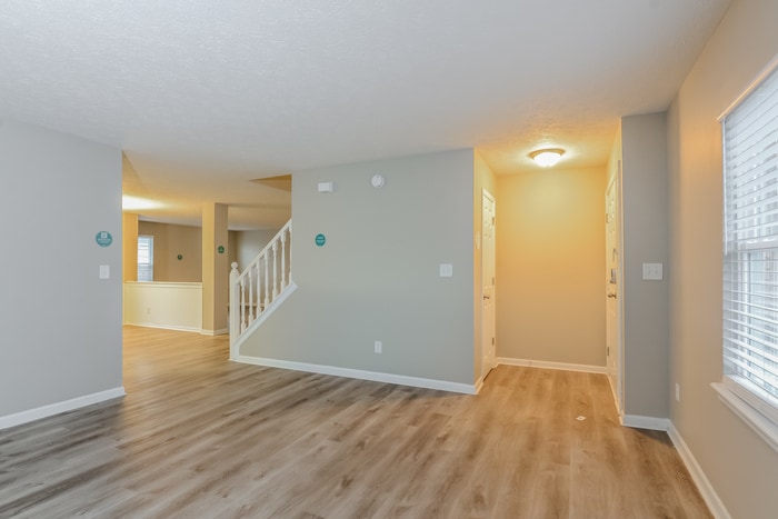 Building Photo - 10440 Wintergreen Way