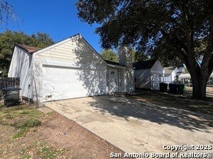 Primary Photo - 9819 Valley Villa